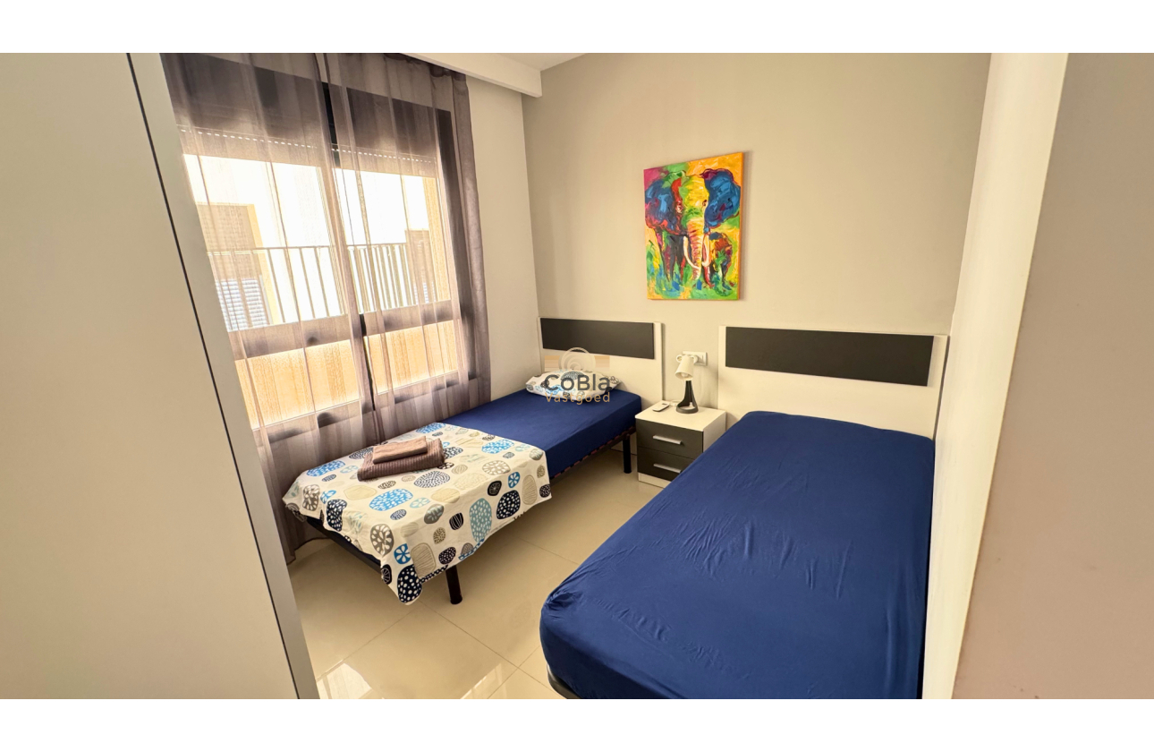 Herverkoop - Apartments - Mil Palmeras