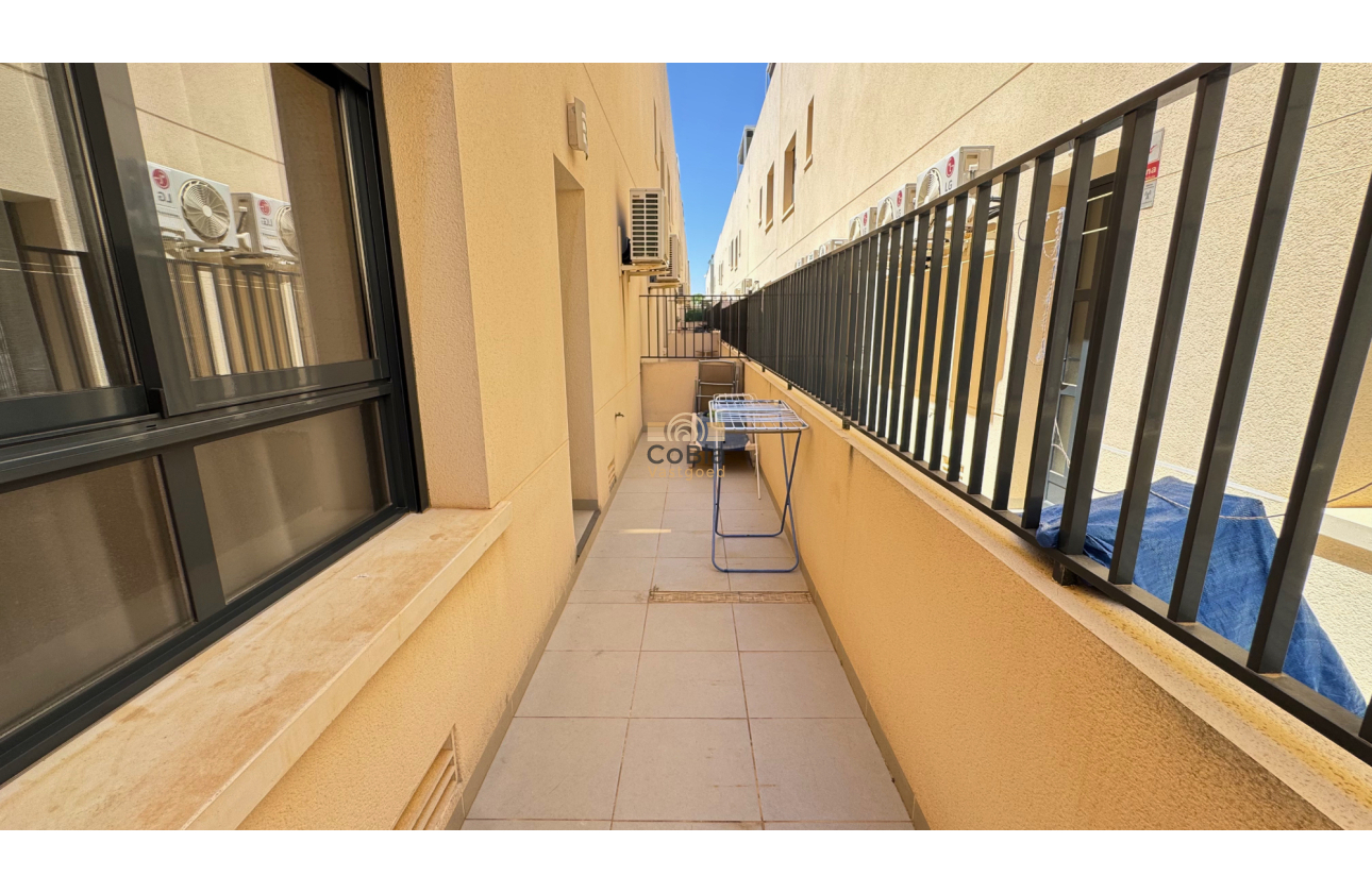 Herverkoop - Apartments - Mil Palmeras