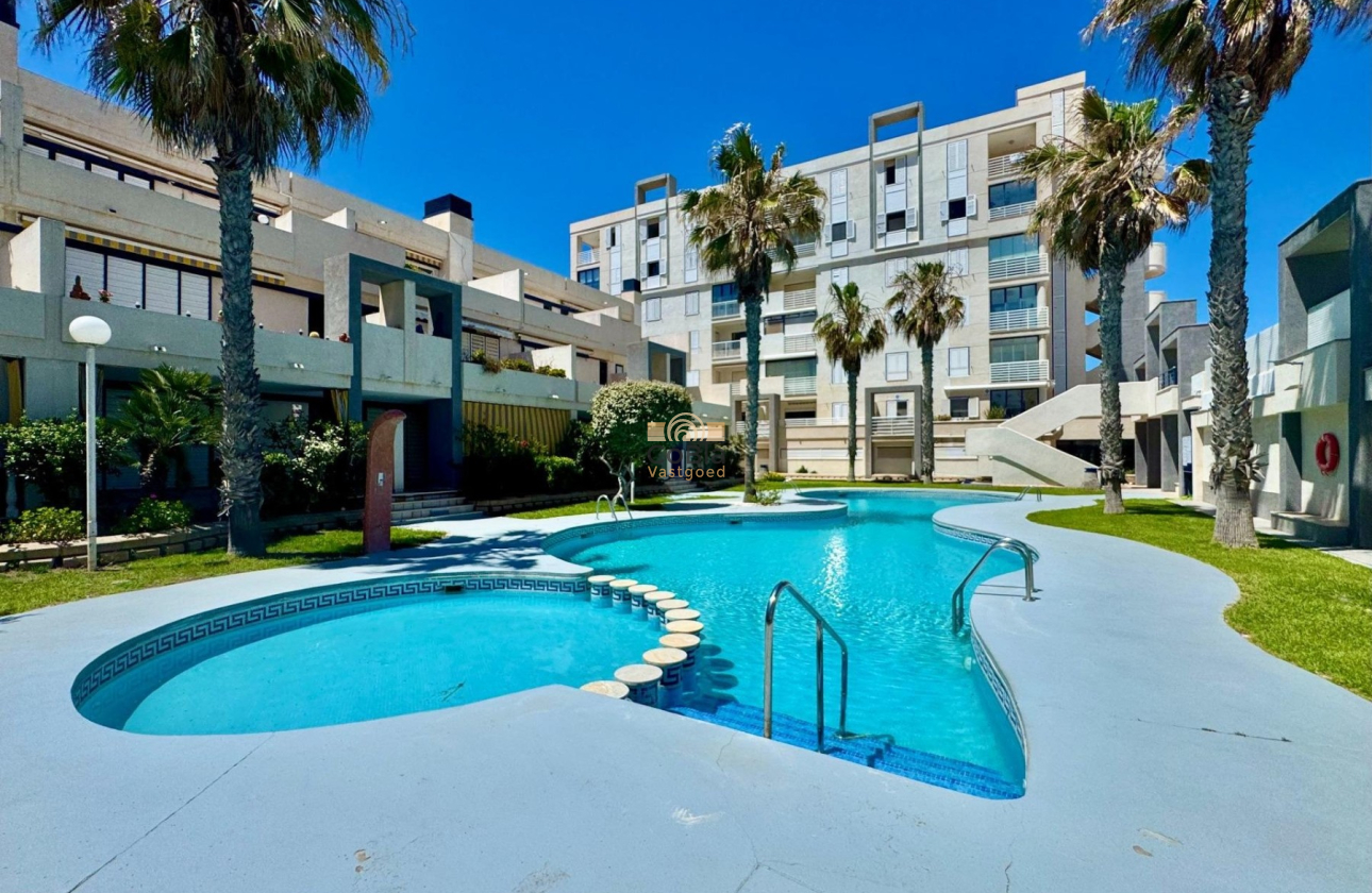 Herverkoop - Apartments - Torrevieja - La Mata