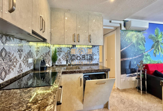 Herverkoop - Apartments - Torrevieja - La Mata