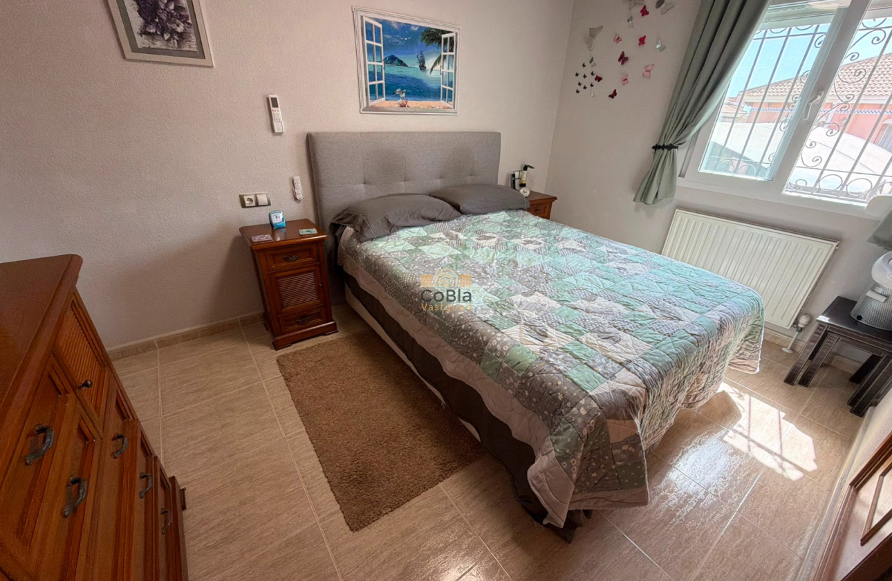 Herverkoop - Detached Villa - Los Montesinos - La Herrada