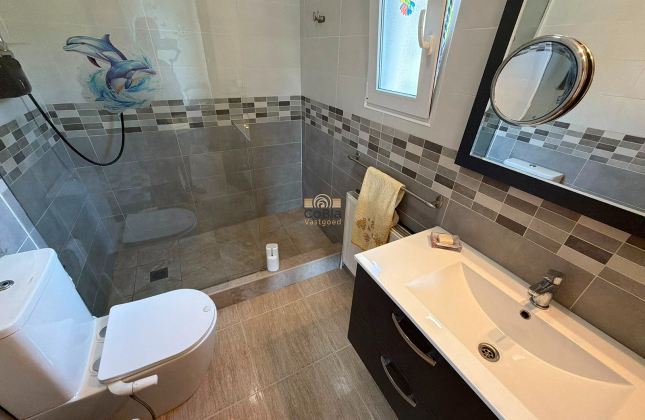 Herverkoop - Detached Villa - Los Montesinos - La Herrada