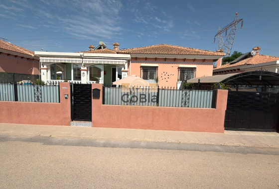 Herverkoop - Detached Villa - Los Montesinos - La Herrada