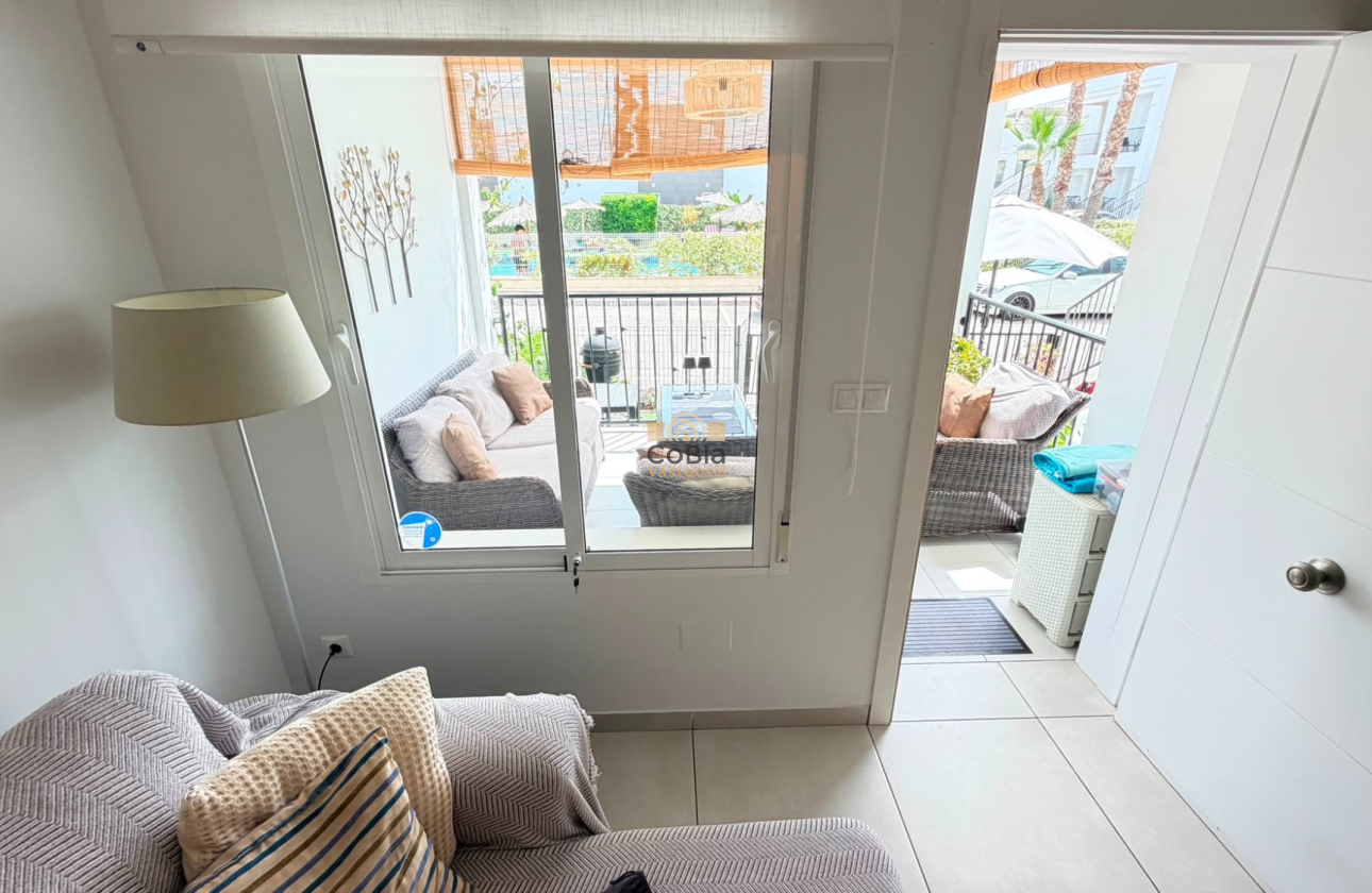 Resale - Apartment - Torrevieja - Aguas Nuevas