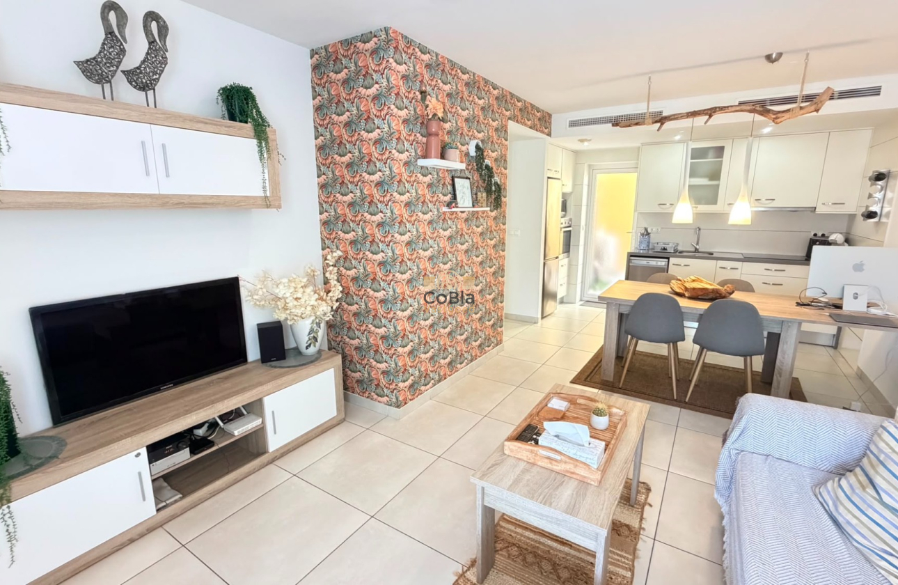 Resale - Apartment - Torrevieja - Aguas Nuevas