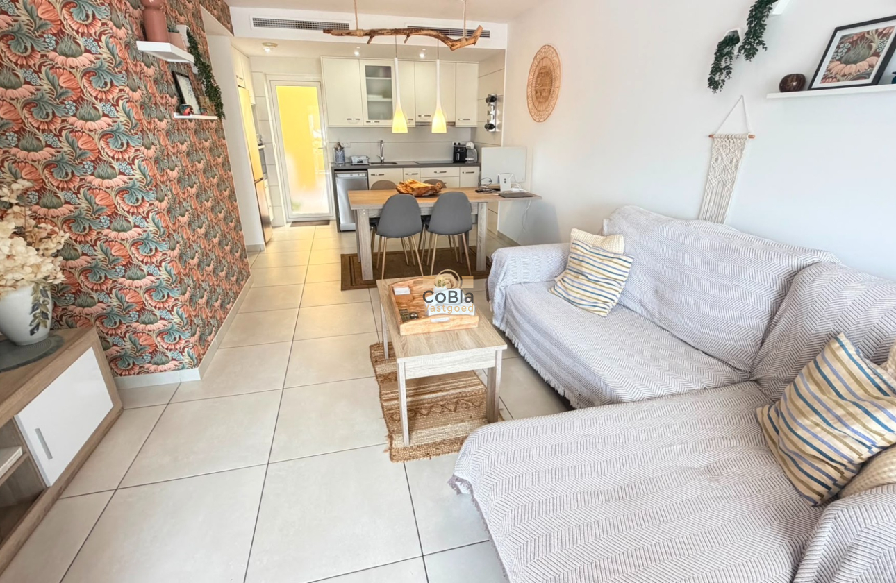 Resale - Apartment - Torrevieja - Aguas Nuevas