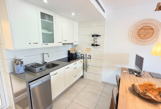 Resale - Apartment - Torrevieja - Aguas Nuevas