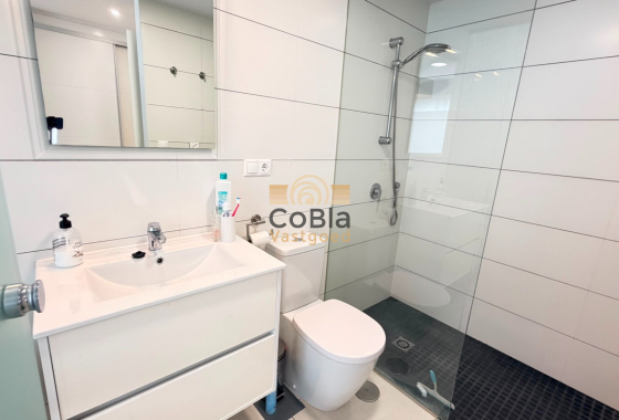 Resale - Apartment - Torrevieja - Aguas Nuevas