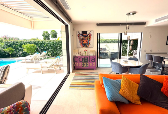 Revente - Detached Villa - Los Montesinos - Los Montesinos - Urb. La Herrada