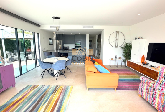 Revente - Detached Villa - Los Montesinos - Los Montesinos - Urb. La Herrada
