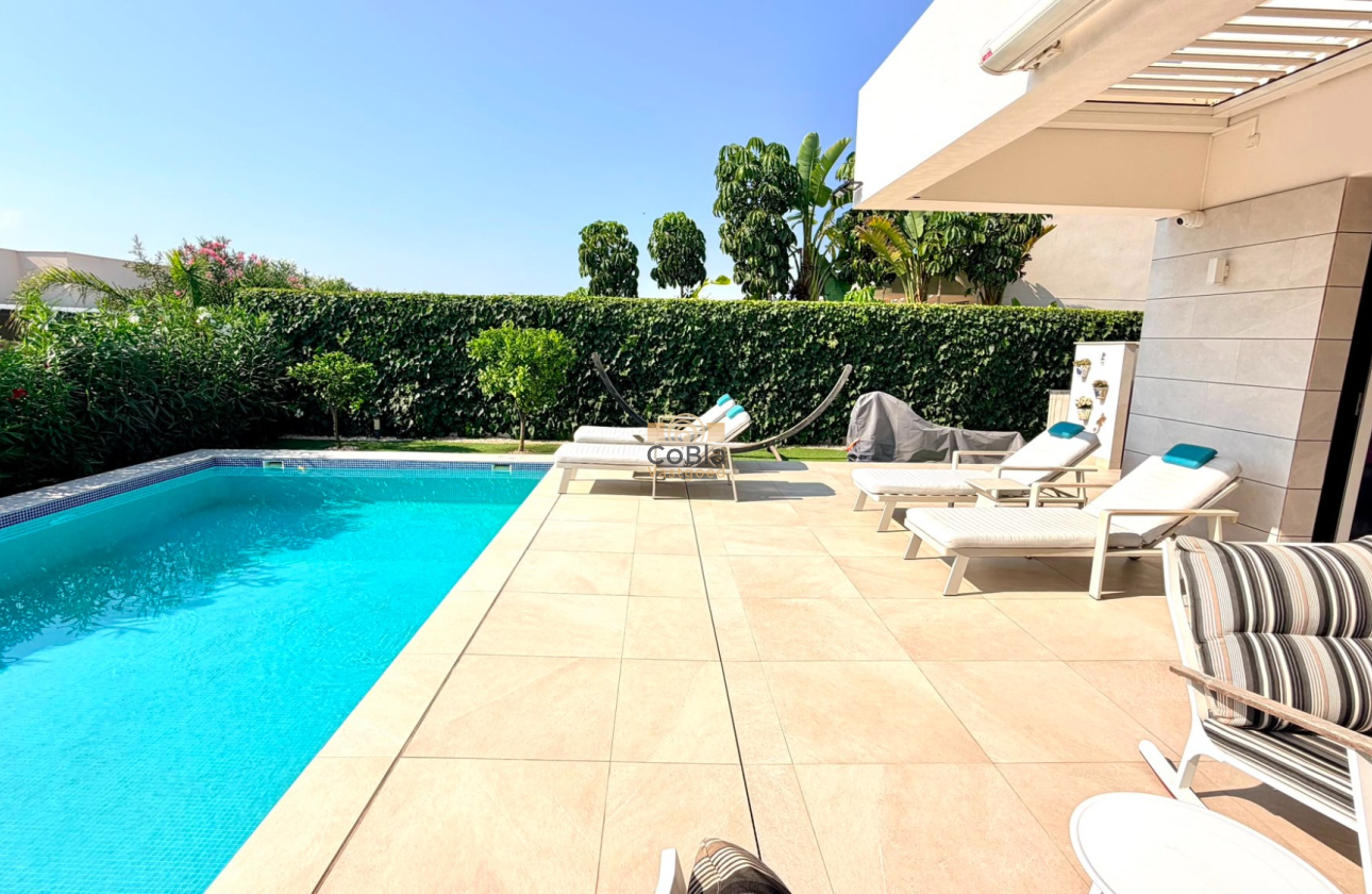 Revente - Detached Villa - Los Montesinos - Los Montesinos - Urb. La Herrada