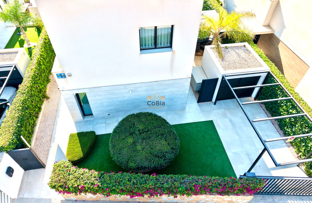 Revente - Detached Villa - Los Montesinos - Los Montesinos - Urb. La Herrada