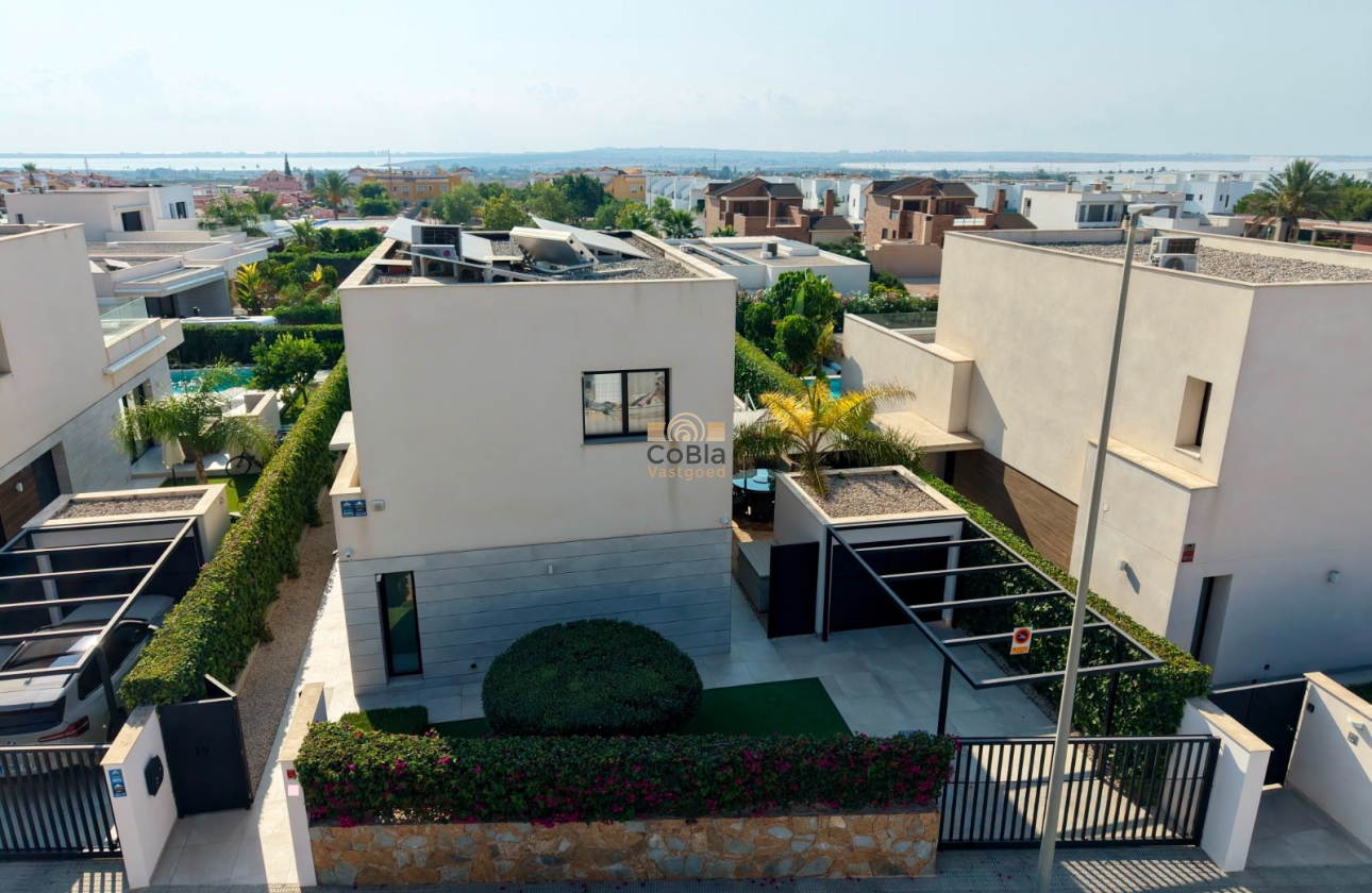 Revente - Detached Villa - Los Montesinos - Los Montesinos - Urb. La Herrada