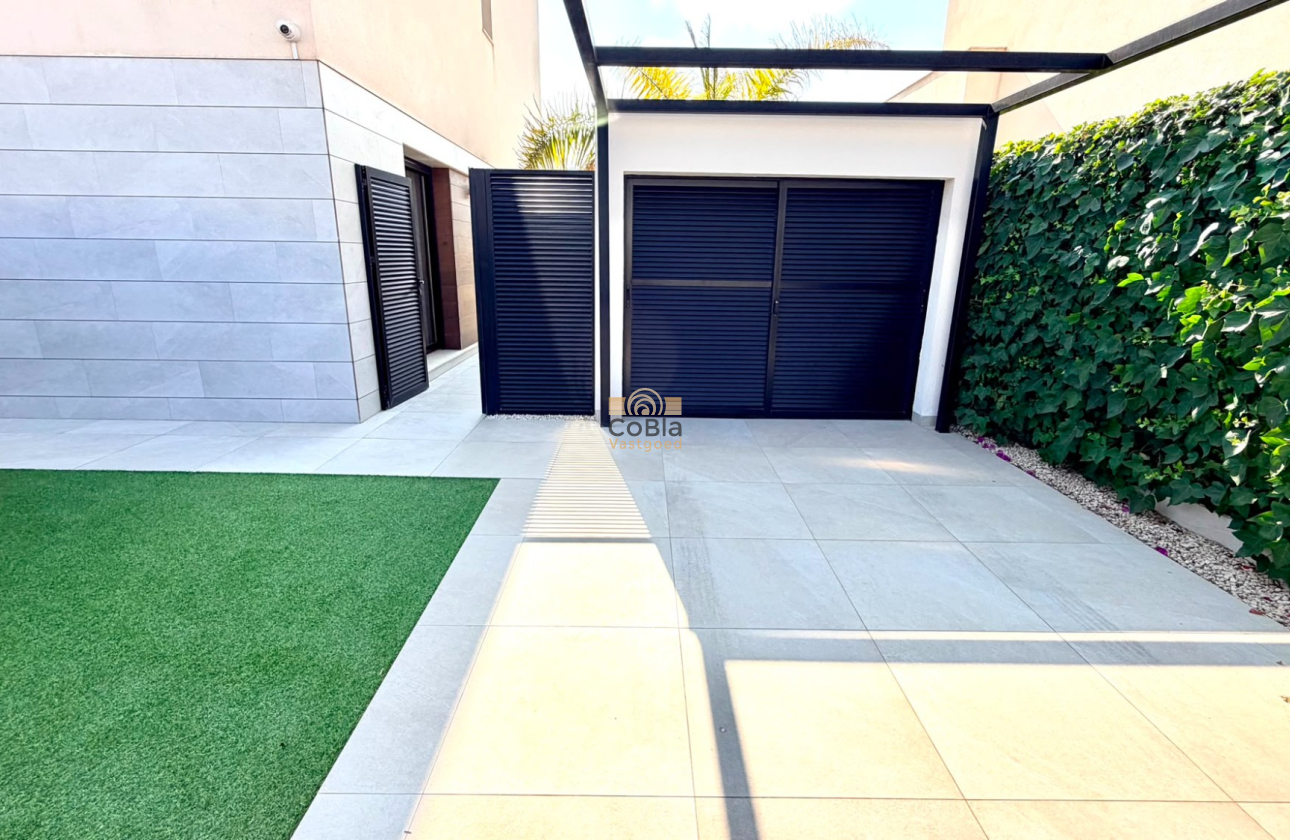 Revente - Detached Villa - Los Montesinos - Los Montesinos - Urb. La Herrada