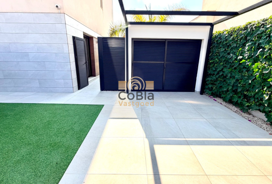 Revente - Detached Villa - Los Montesinos - Los Montesinos - Urb. La Herrada