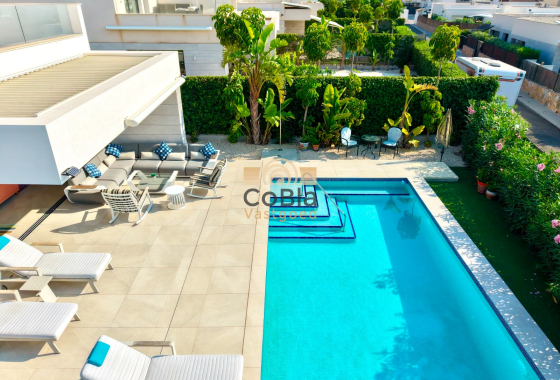 Revente - Detached Villa - Los Montesinos - Los Montesinos - Urb. La Herrada