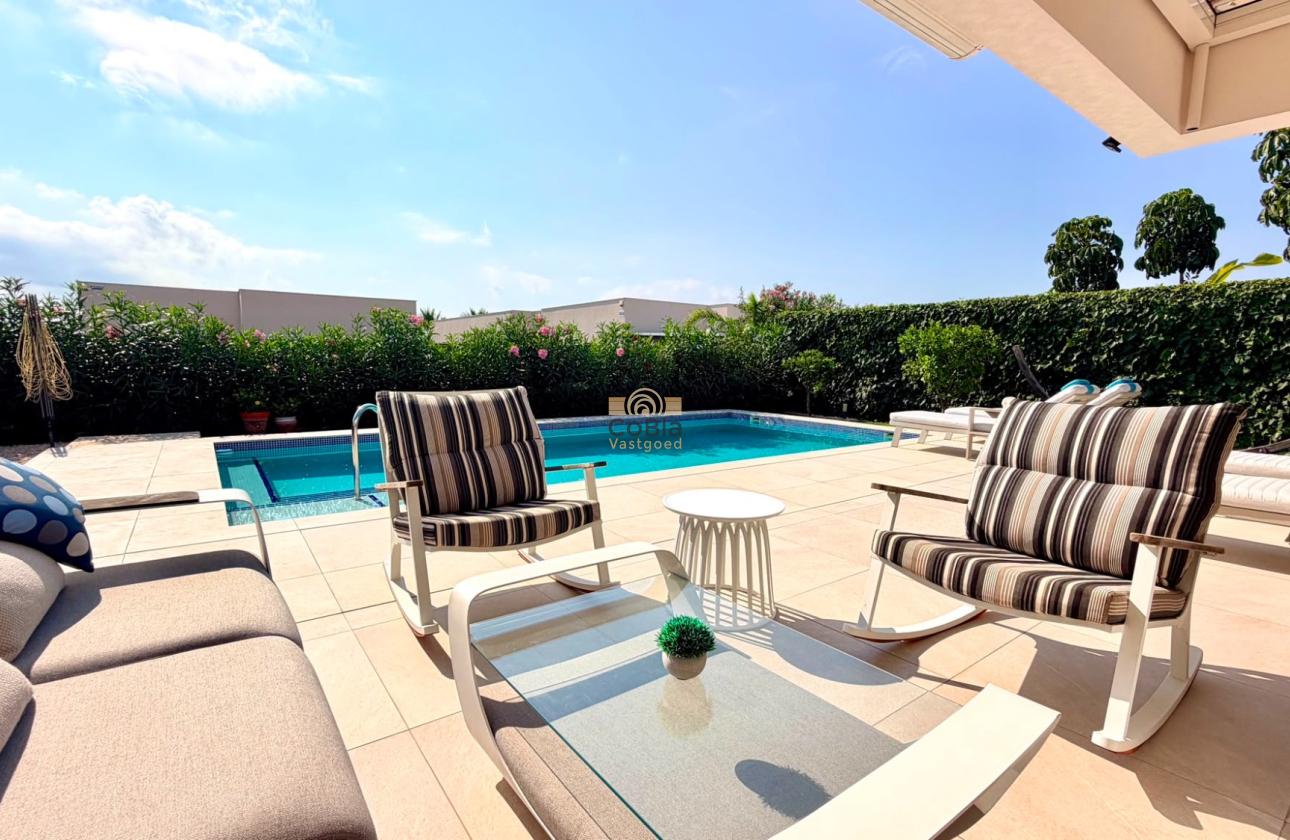 Revente - Detached Villa - Los Montesinos - Los Montesinos - Urb. La Herrada