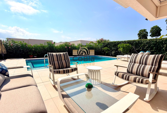 Revente - Detached Villa - Los Montesinos - Los Montesinos - Urb. La Herrada