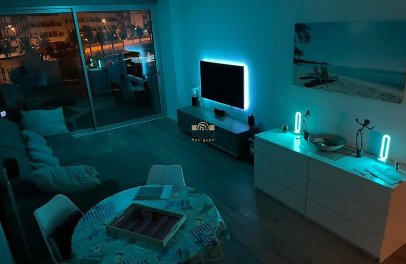 Resale - Apartment - Orihuela Costa