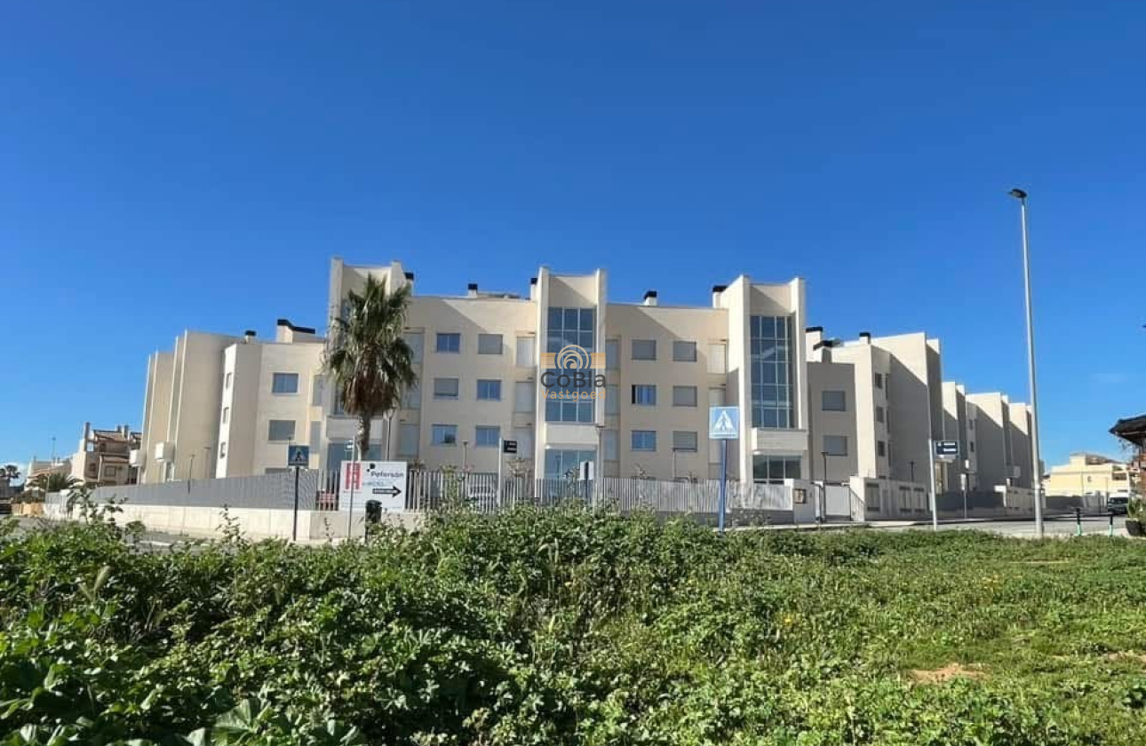 Resale - Apartment - Orihuela Costa