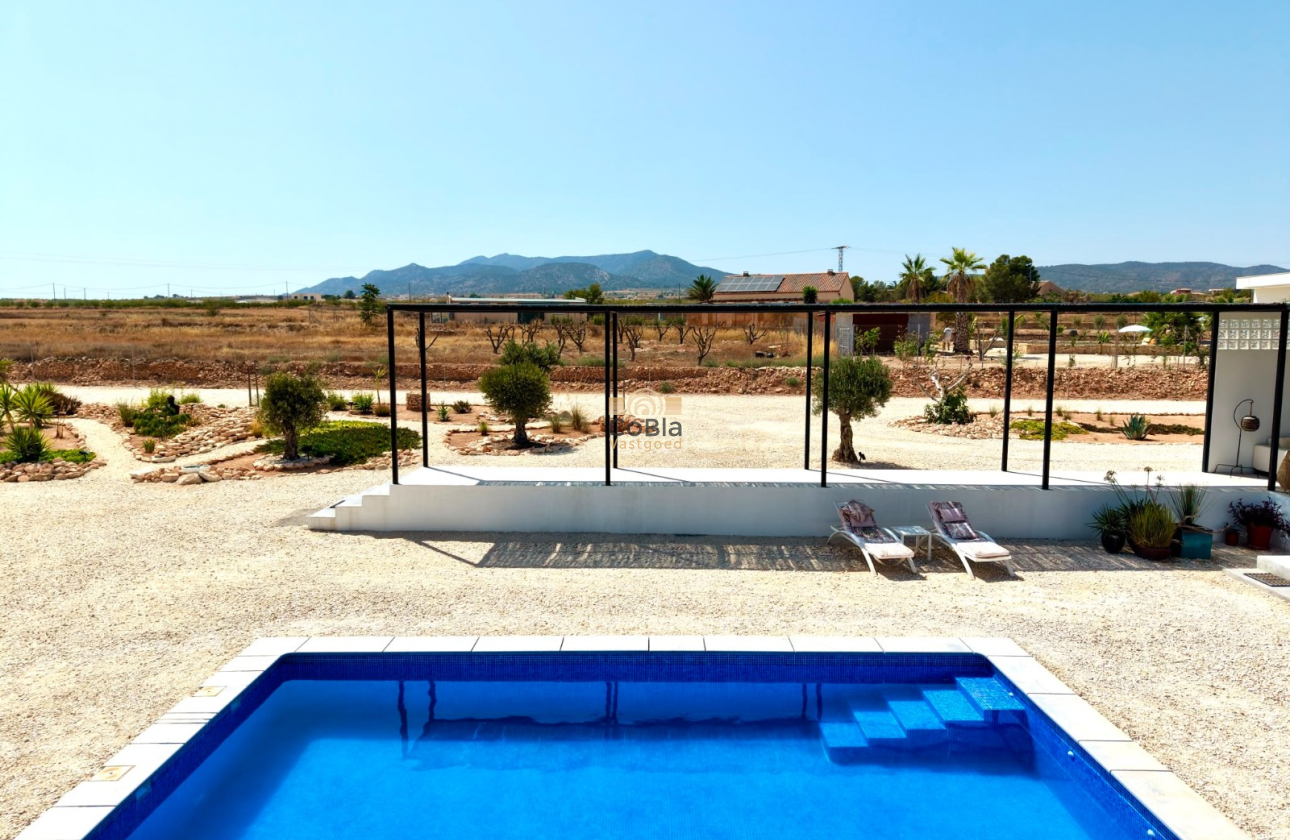 Herverkoop - Detached Villa - Pinoso