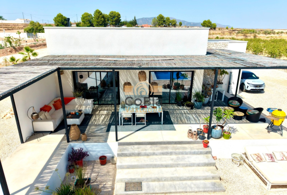 Herverkoop - Detached Villa - Pinoso
