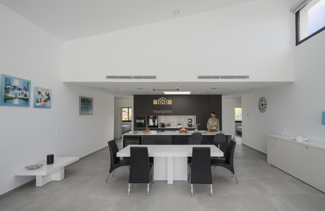 Neue Gebäude - Villa - Banos y Mendigo - Altaona Golf