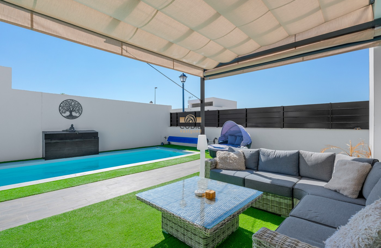 Herverkoop - Villa - Fortuna - Urbanizacion Las Kalendas