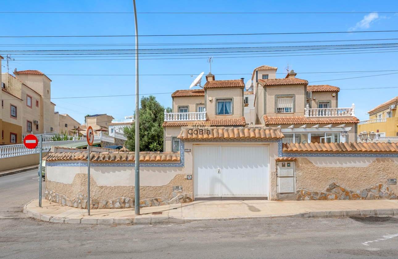 Herverkoop - Villa - Orihuela Costa - El Galan