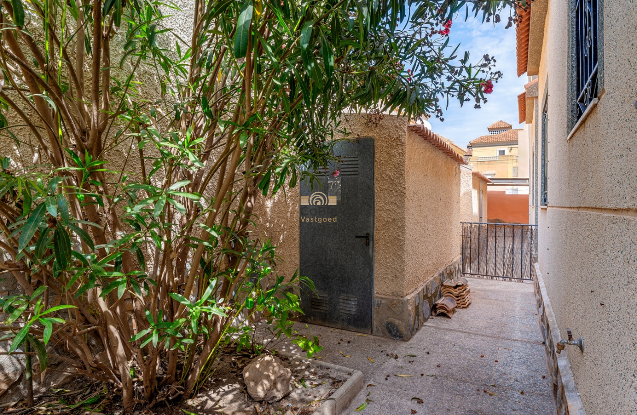 Herverkoop - Villa - Orihuela Costa - El Galan