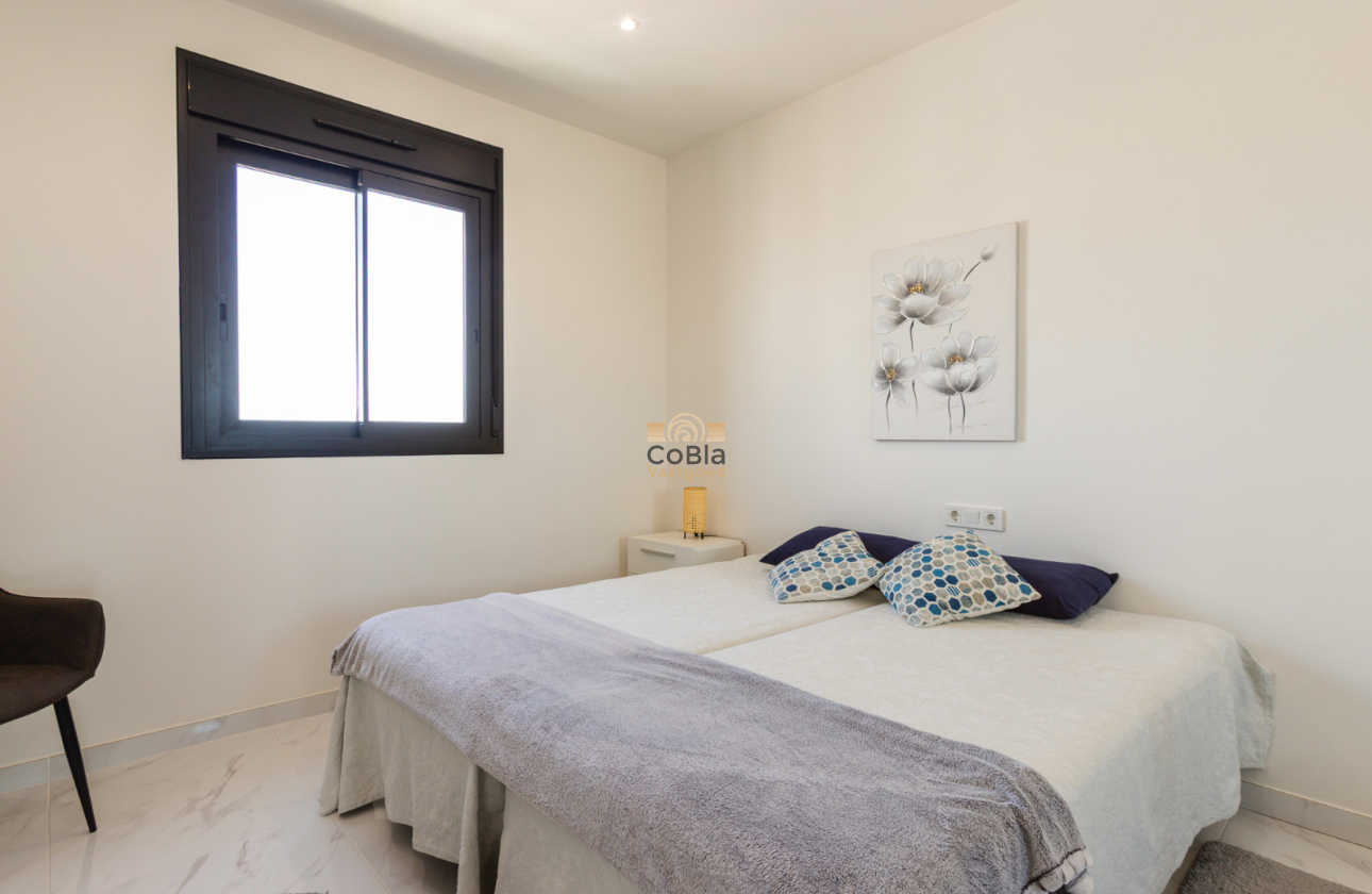 Resale - Apartment - Top Floor Apartment - Orihuela Costa - Villamartín