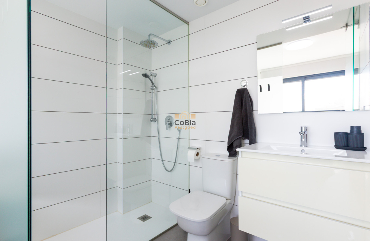 Wiederverkauf - Apartment - Top Floor Apartment - Orihuela Costa - Villamartín