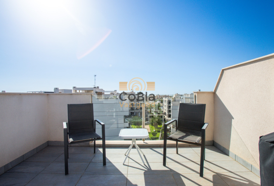 Wiederverkauf - Apartment - Top Floor Apartment - Orihuela Costa - Villamartín