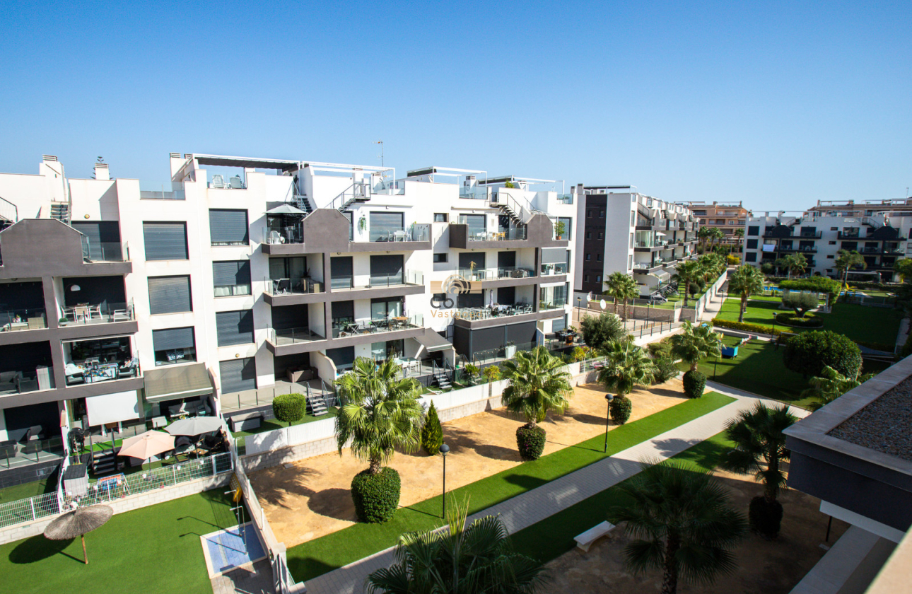 Wiederverkauf - Apartment - Top Floor Apartment - Orihuela Costa - Villamartín
