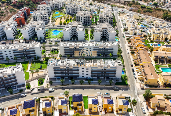 Wiederverkauf - Apartment - Top Floor Apartment - Orihuela Costa - Villamartín