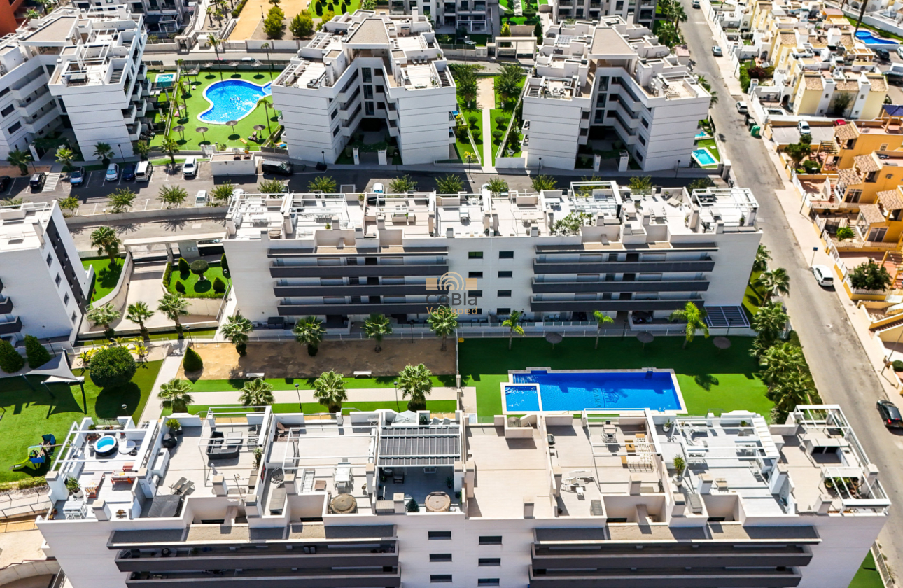 Wiederverkauf - Apartment - Top Floor Apartment - Orihuela Costa - Villamartín