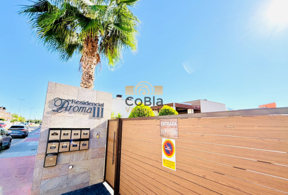 Herverkoop - Semi Detached Villa - Los Montesinos - La Herada