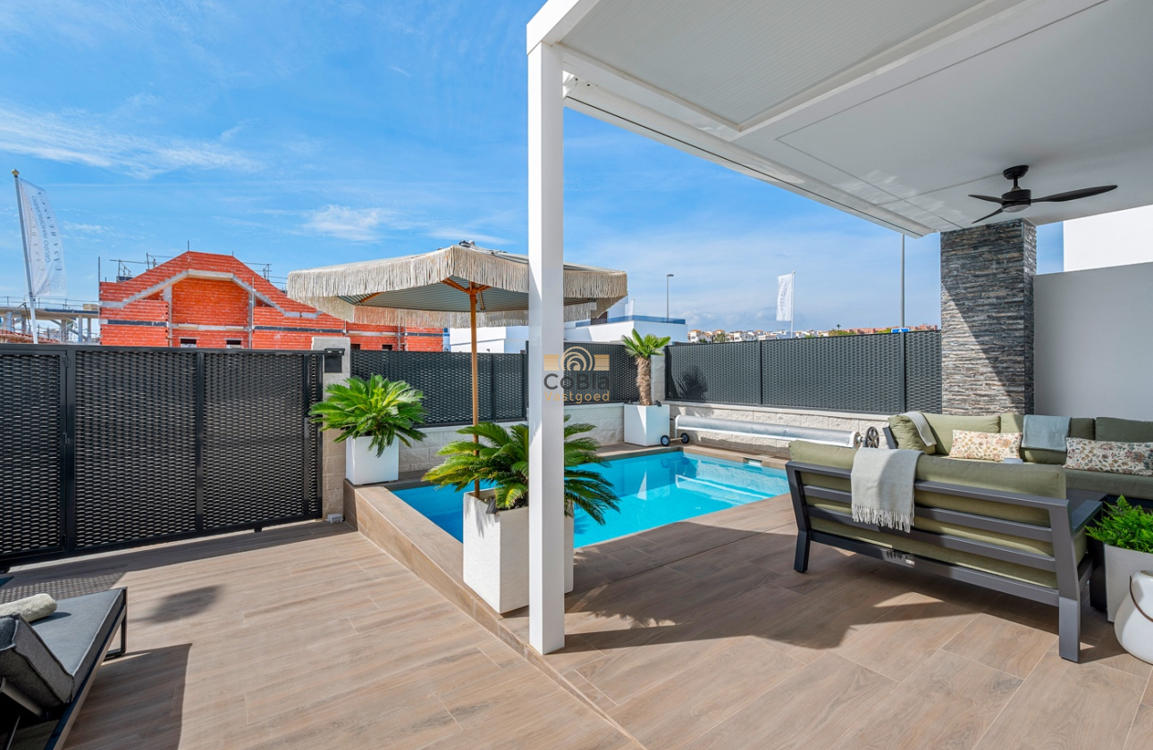 Herverkoop - Villa - Orihuela Costa - Orihuela