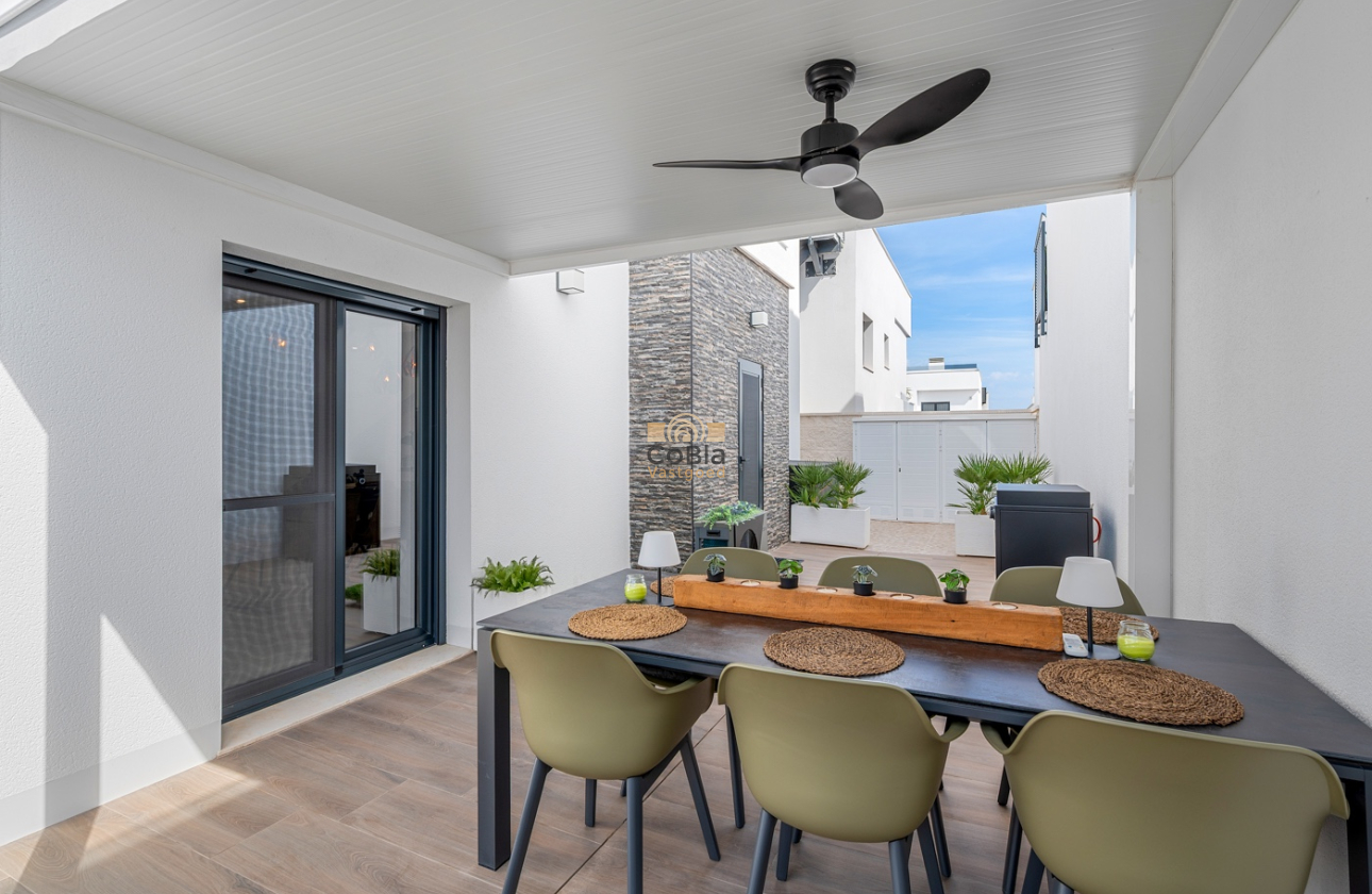 Herverkoop - Villa - Orihuela Costa - Orihuela