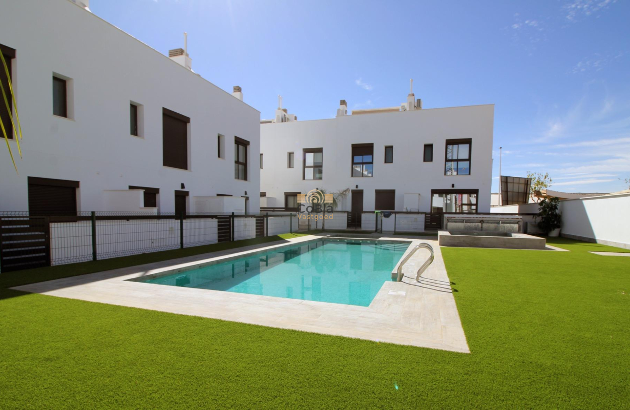Nieuwbouw Woningen - Villa - Pilar de la Horadada - parque Andromeda