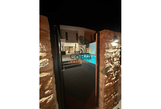 Herverkoop - Detached Villa - Dolores