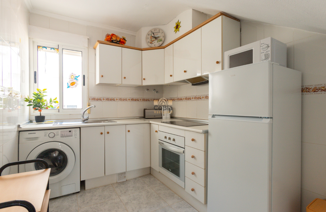 Herverkoop - Apartment - Top Floor Apartment - Orihuela Costa - Los Almendros-La Florida