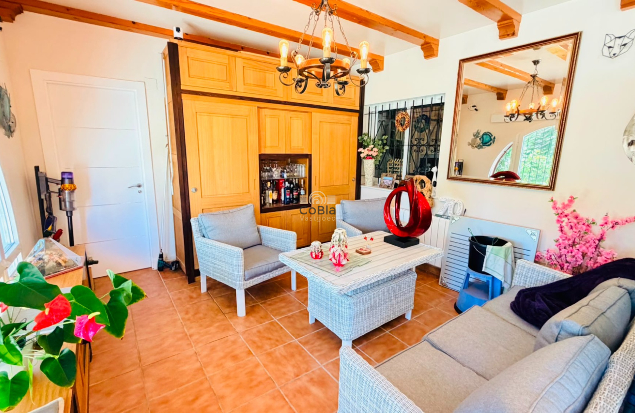Herverkoop - Detached Villa - Daya Vieja