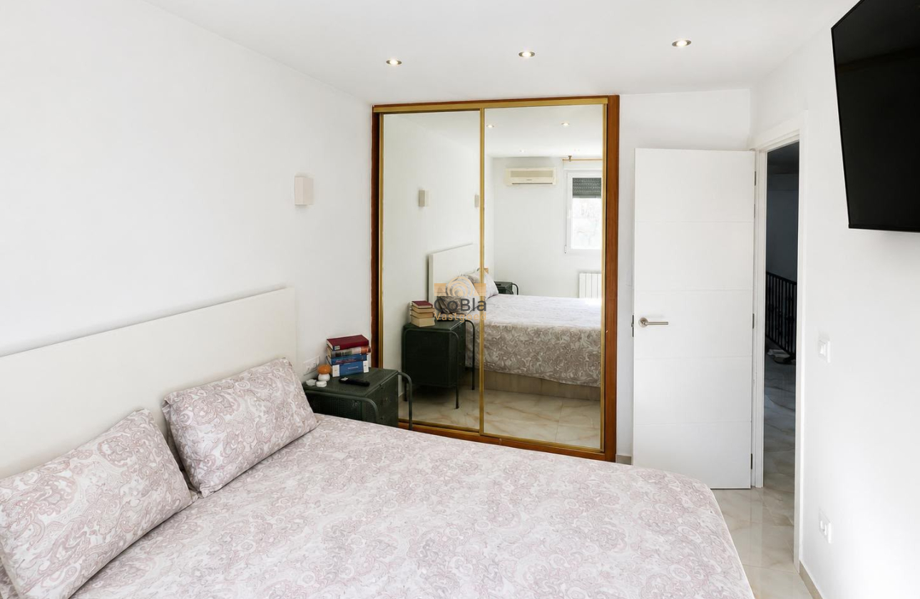 Herverkoop - Herenhuis - Torrevieja - Los Balcones