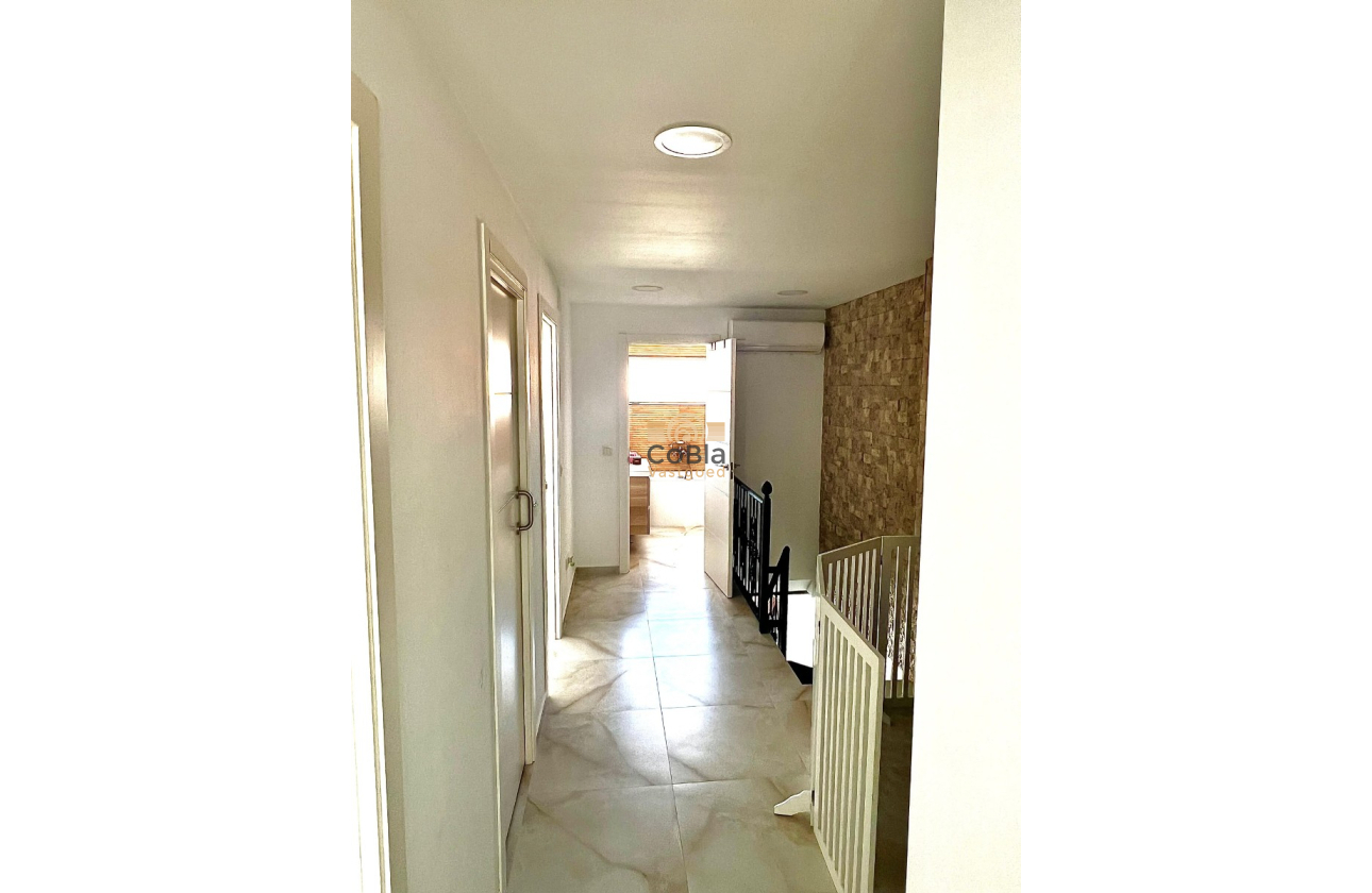 Herverkoop - Herenhuis - Torrevieja - Los Balcones
