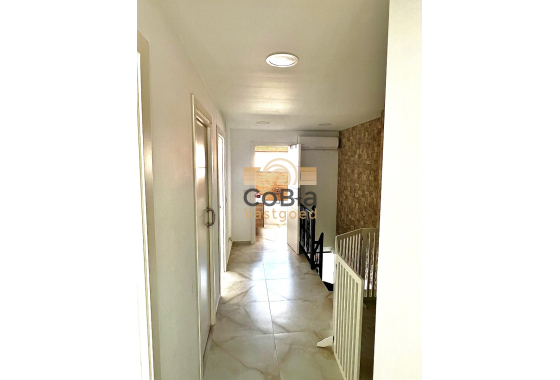 Herverkoop - Herenhuis - Torrevieja - Los Balcones