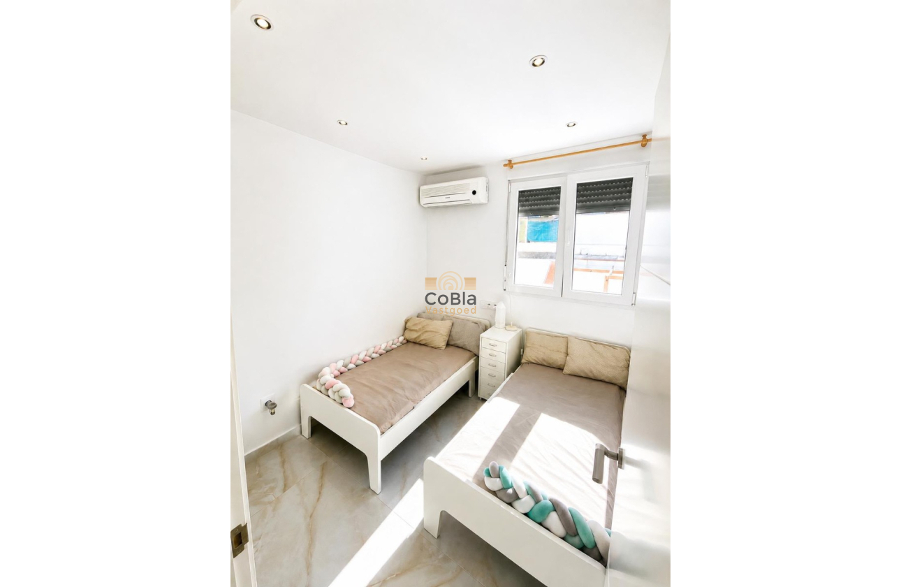 Herverkoop - Herenhuis - Torrevieja - Los Balcones