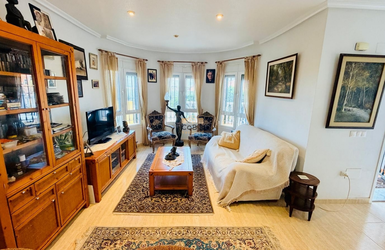 Herverkoop - Detached Villa - Los Montesinos - La Herrada