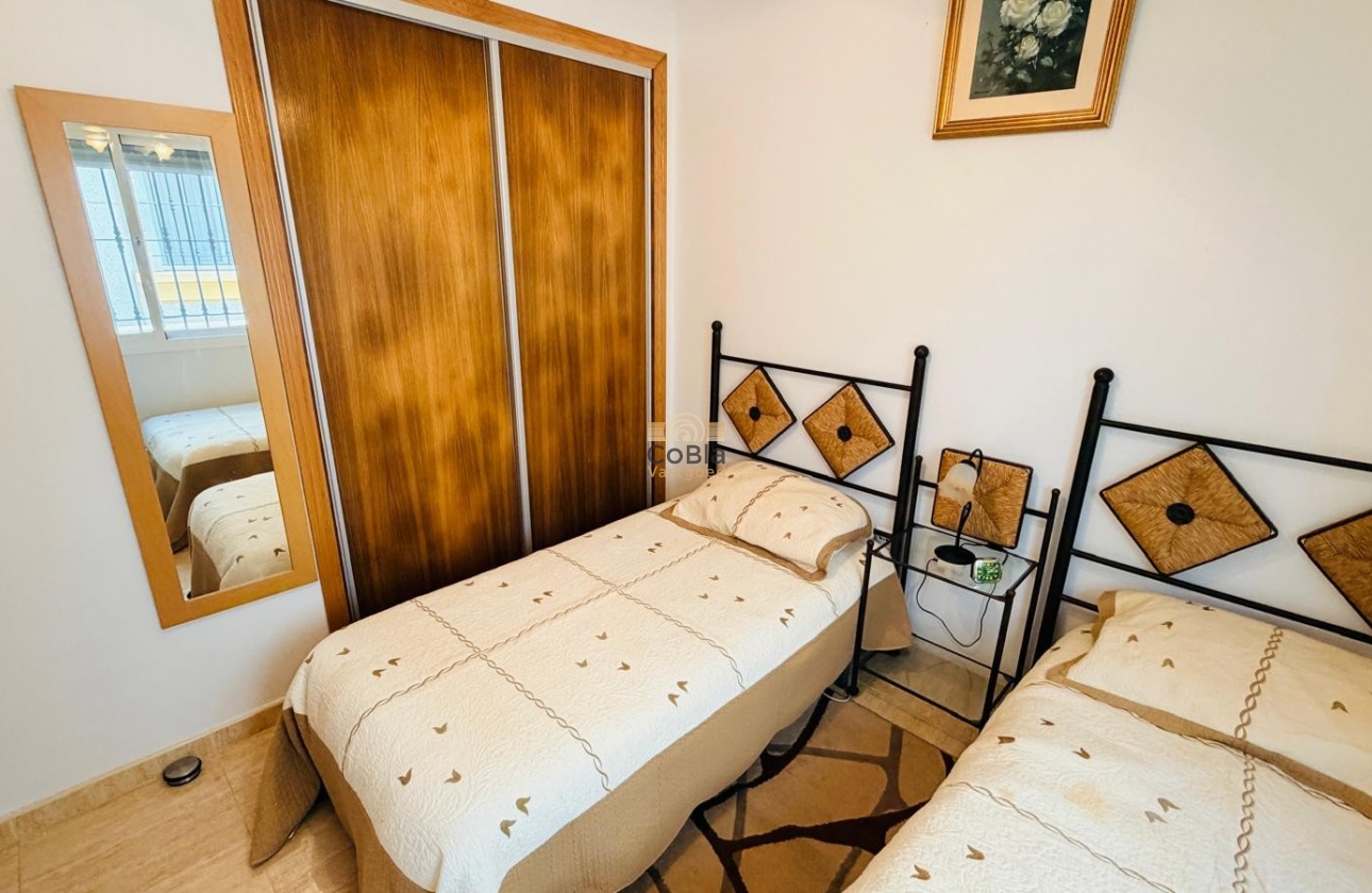 Herverkoop - Detached Villa - Los Montesinos - La Herrada