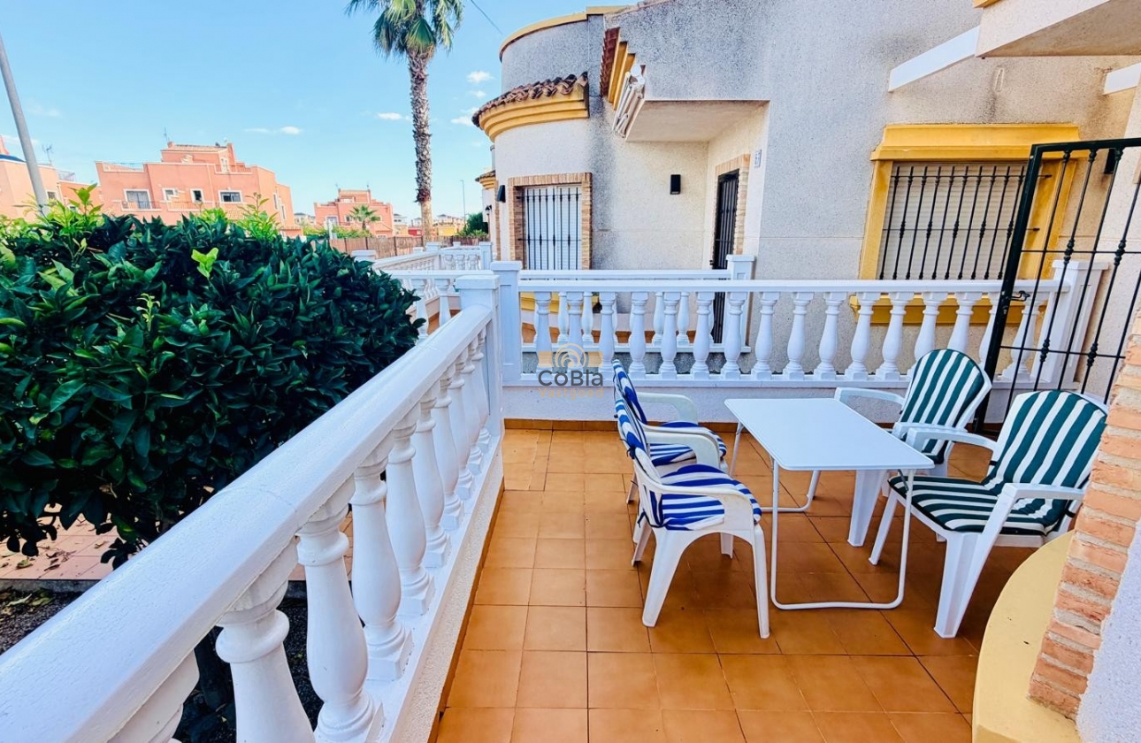 Herverkoop - Detached Villa - Los Montesinos - La Herrada